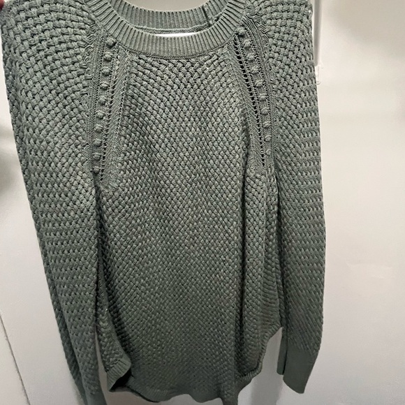 LOFT Sweaters - LOFT Olive Knit Crew Neck Sweater